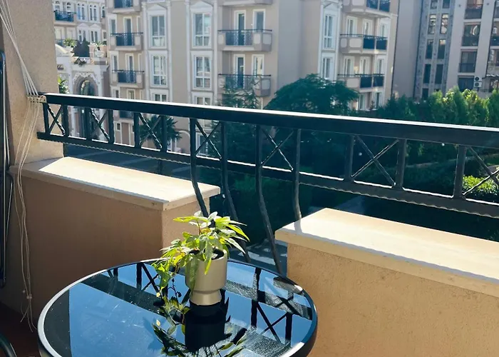 La Dahlia - Cascadas Family Apartment